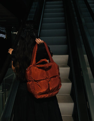 The puffer square tote bag - Brown