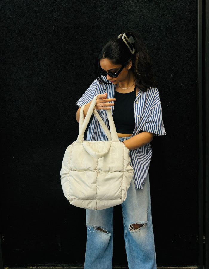 The puffer square tote bag - white